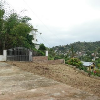 REDUCED FOR QUICK SALE HOUSE / APARTMENT FOR SALE $1.75