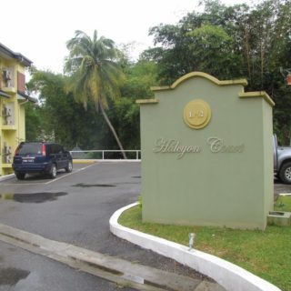 MARAVAL – Halcyon Court