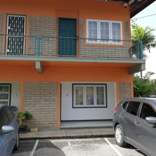 2BR Pinewood Townhouse for Rent, Petit Valley