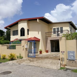 Roystonia House rental