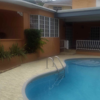 4 Bedroom Bayshore House for Rent